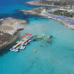 Villa Carmel *
