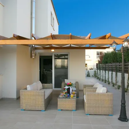Vila Carmel *