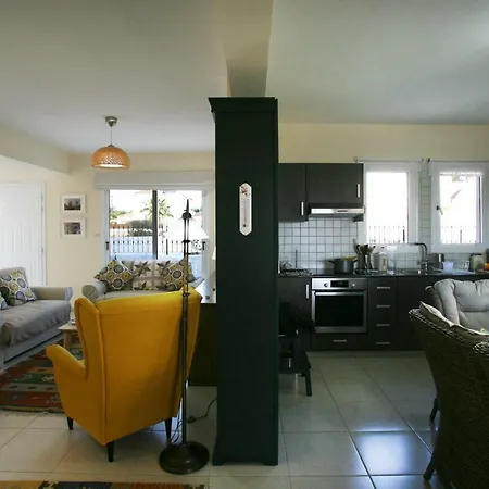 Carmel Vila Ayia Napa